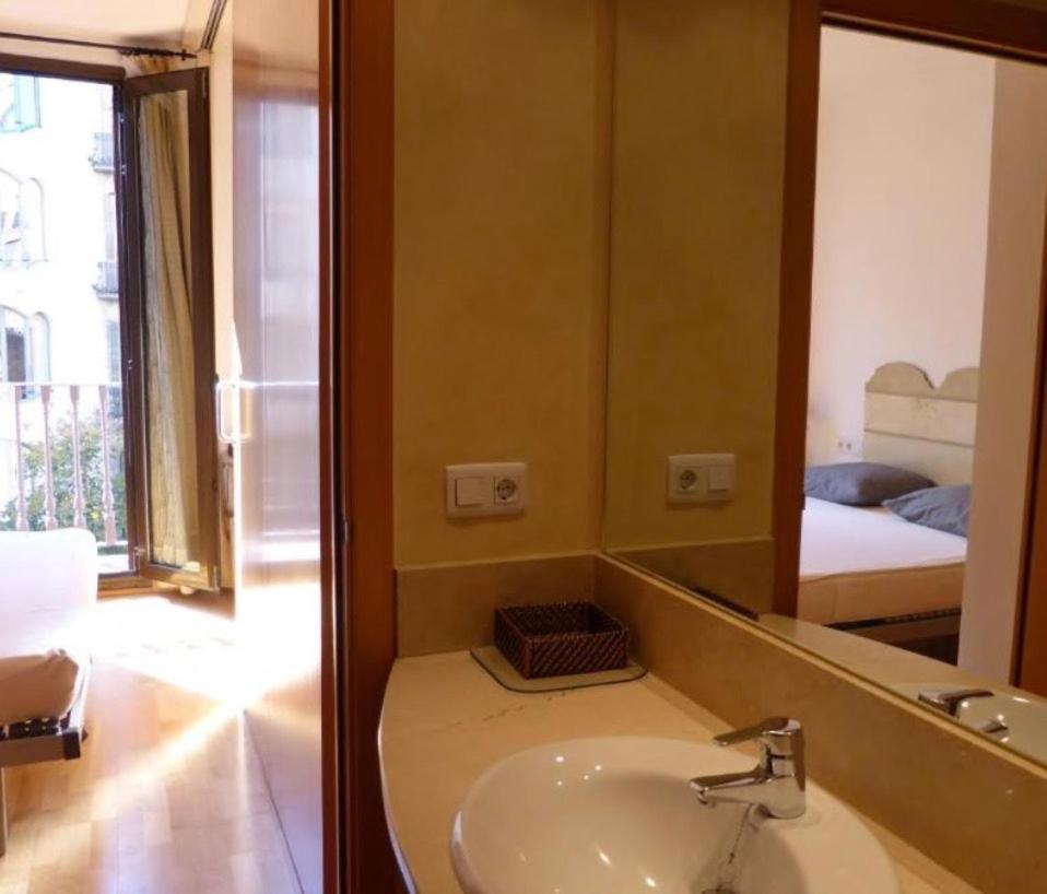 Appartamento Sweet Bcn Rambla 48 Barcellona Esterno foto